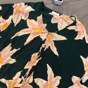 Ava Sky Hawaii Fighting Eel Top Inka